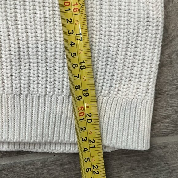 Abercrombie & Fitch Women’s Sleeveless Sweater Vest Size Large White Crew Neck - Picture 5 of 6